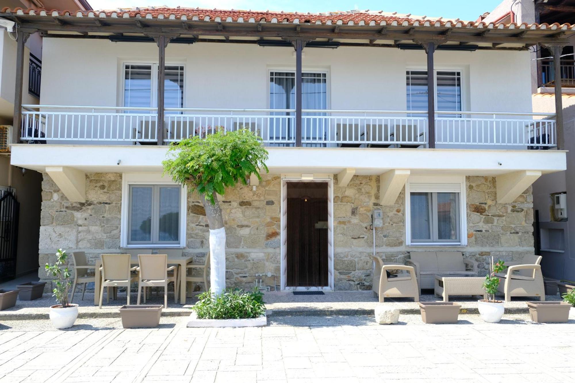 Mangoseaview Home1 Nea Roda Exterior photo