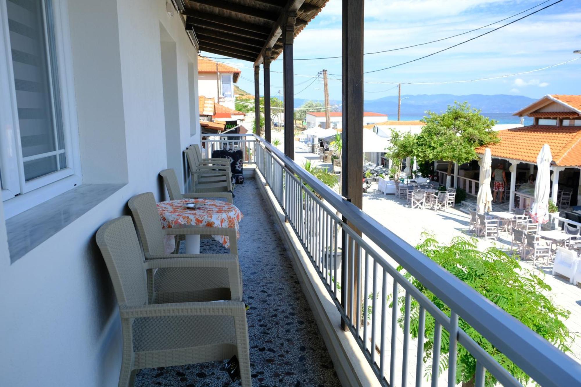 Mangoseaview Home1 Nea Roda Exterior photo